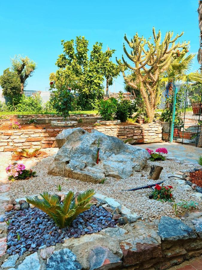 Kalamata Garden Suite מראה חיצוני תמונה