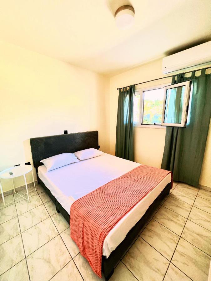 Kalamata Garden Suite מראה חיצוני תמונה
